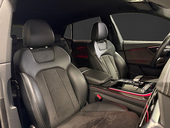 Audi Q8 13 of 22