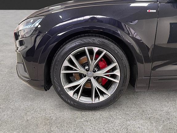 Audi Q8 21 of 22