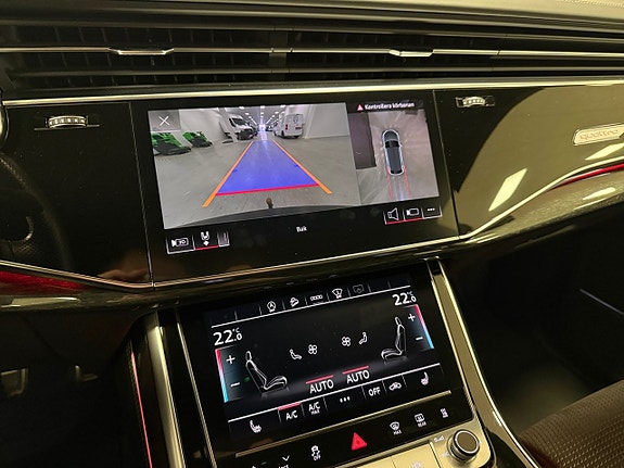 Audi Q8 16 of 22