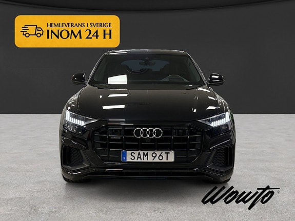 Audi Q8 2 of 22