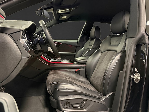 Audi Q8 8 of 22