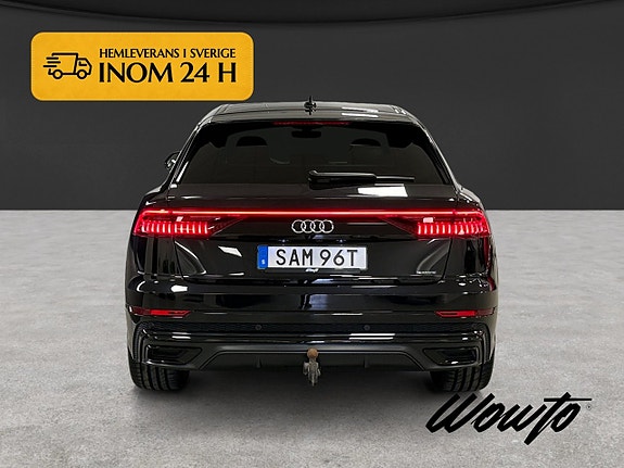 Audi Q8 5 of 22