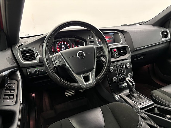 Volvo V40 16 of 23