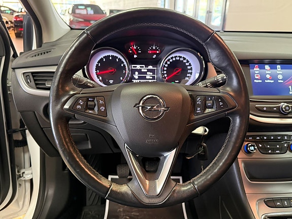 Opel Astra 19 of 24