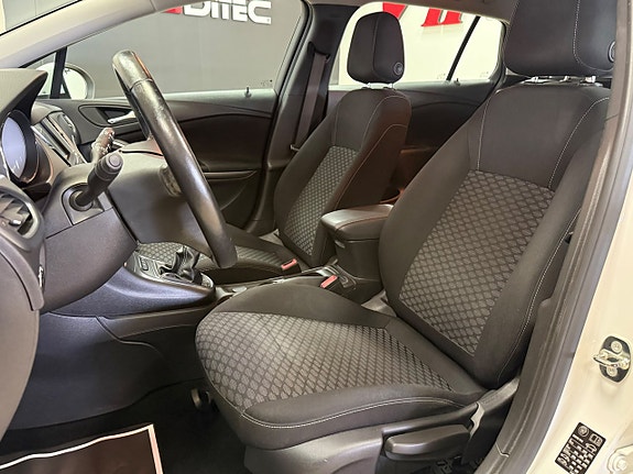 Opel Astra 13 of 24