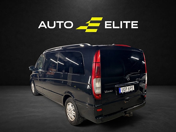 Mercedes-Benz Viano 3 of 22