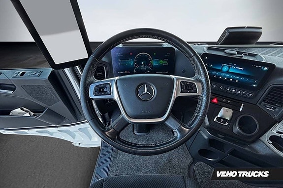 Mercedes-Benz Actros 2553 6x2 Boogie 7 of 18