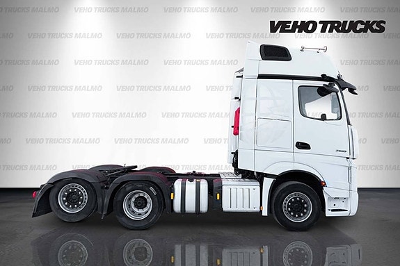 Mercedes-Benz Actros 2553 6x2 Boogie 2 of 18