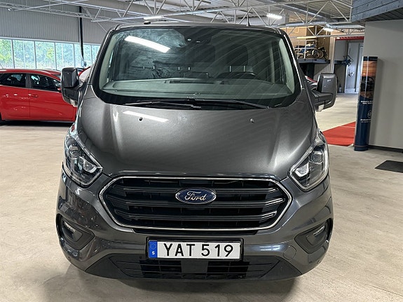 Ford Transit Custom 2 of 12