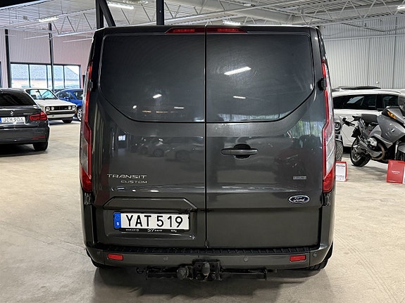Ford Transit Custom 4 of 12