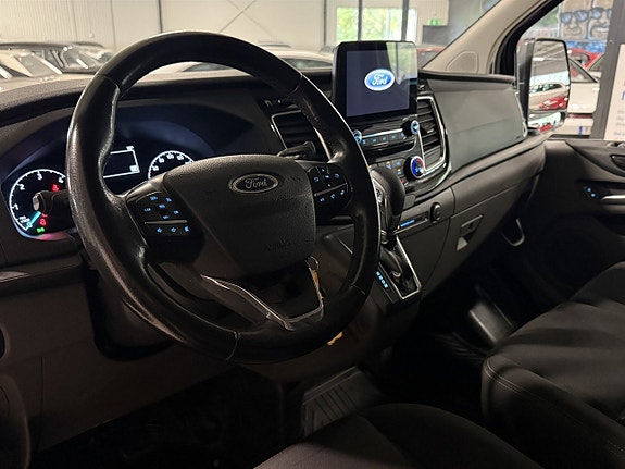 Ford Transit Custom 9 of 12