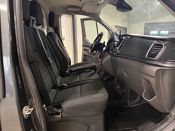 Ford Transit Custom 10 of 12