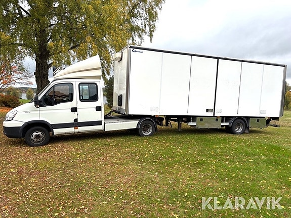 Lätt lastbil Iveco Daily 40C18 med släp Veldh 4 of 6