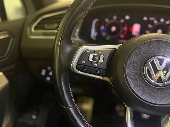 Volkswagen Tiguan 13 of 27