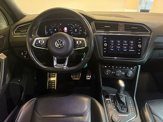 Volkswagen Tiguan 10 of 27