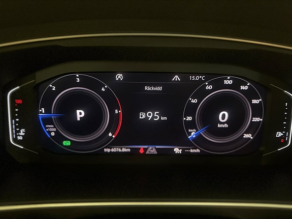 Volkswagen Tiguan 14 of 27