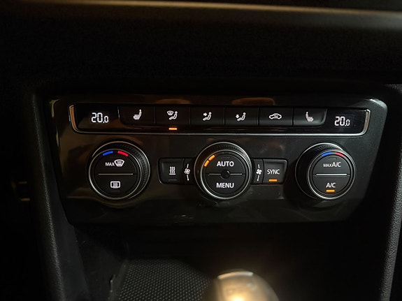 Volkswagen Tiguan 15 of 27