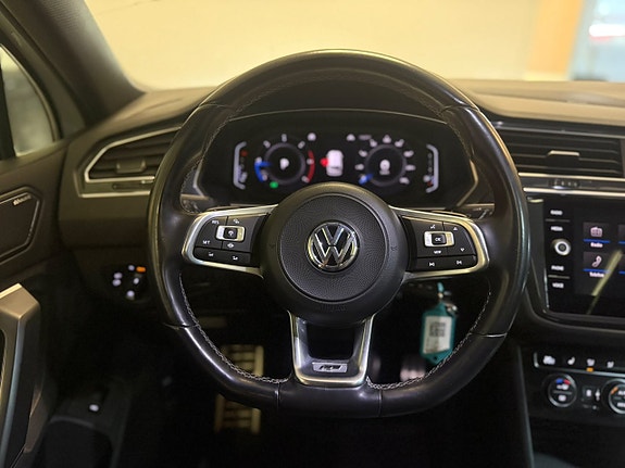Volkswagen Tiguan 11 of 27