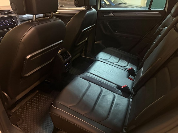 Volkswagen Tiguan 23 of 27