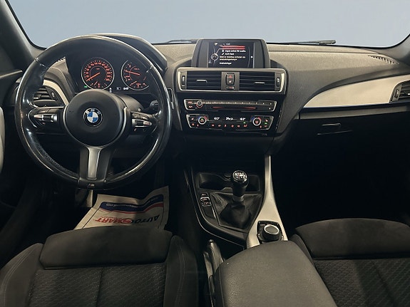 BMW 118i 8 of 17