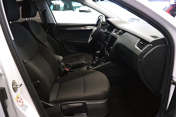 Skoda Octavia 15 of 18