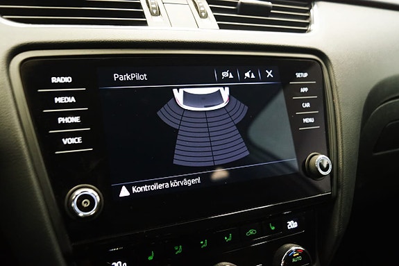 Skoda Octavia 11 of 18