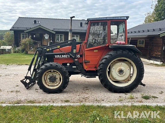 Traktor Valmet 405 med frontlastare 2 of 6
