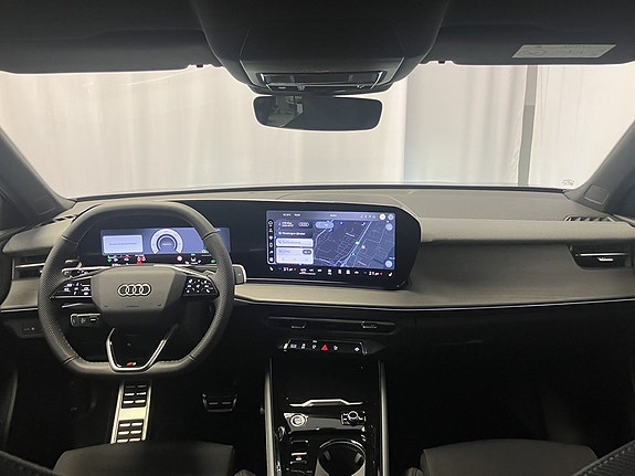 Audi Q3 12 of 15