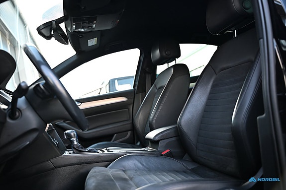 Volkswagen Passat 8 of 21