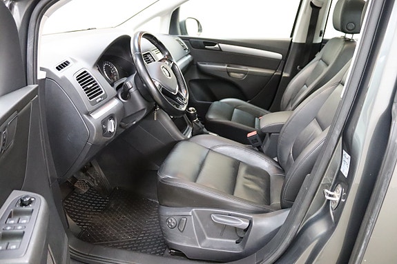 Volkswagen Sharan 9 of 29