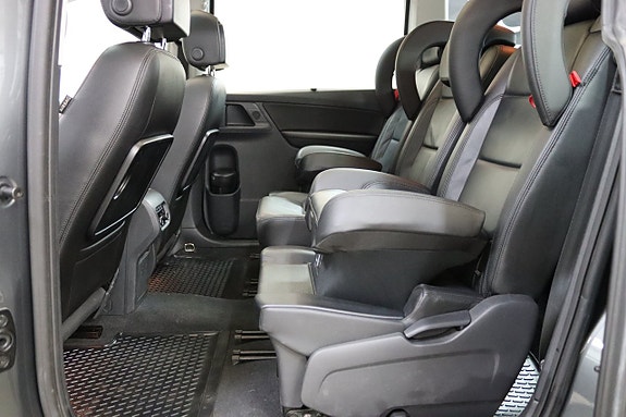 Volkswagen Sharan 14 of 29