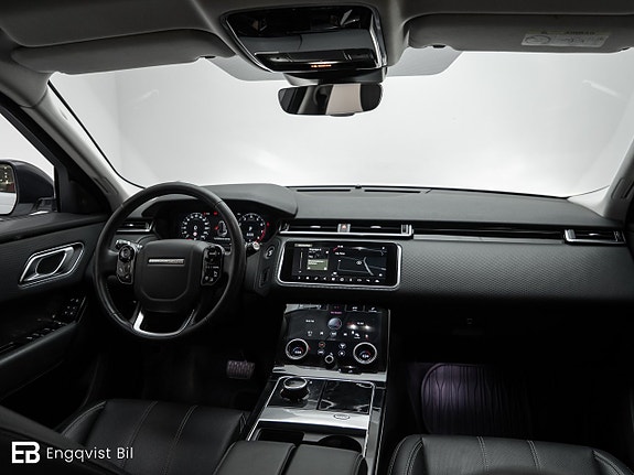 Land Rover Range Rover Velar 23 of 30