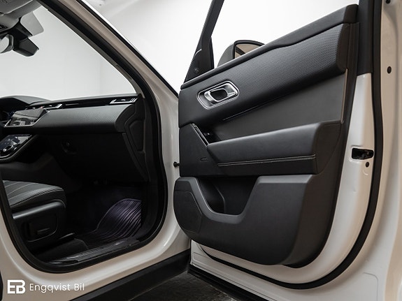 Land Rover Range Rover Velar 29 of 30