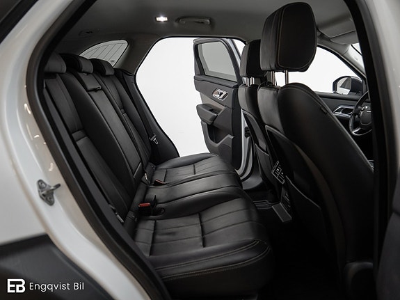 Land Rover Range Rover Velar 21 of 30