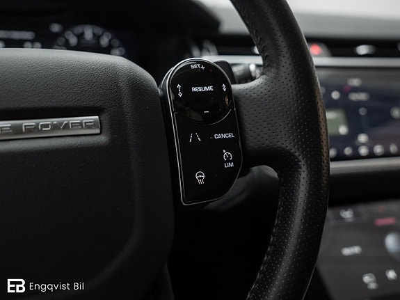 Land Rover Range Rover Velar 18 of 30