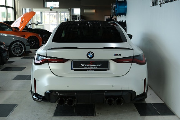 BMW M4 4 of 22