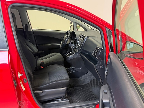 Toyota Verso-S 7 of 9