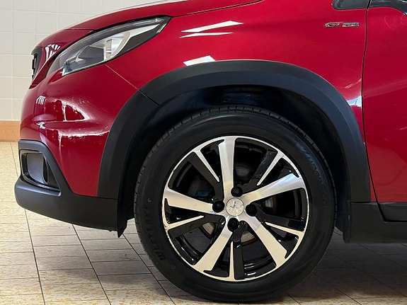 Peugeot 2008 12 of 27