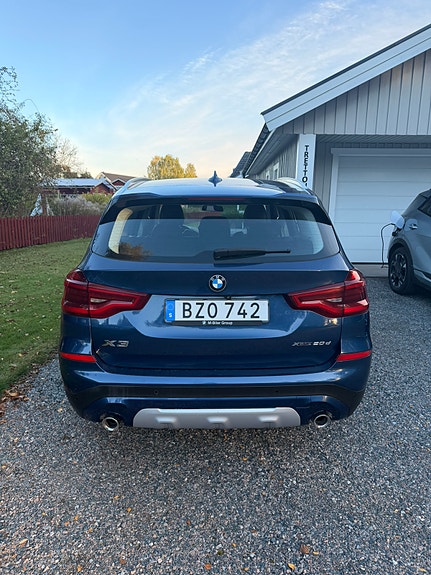 BMW X3 3 of 6