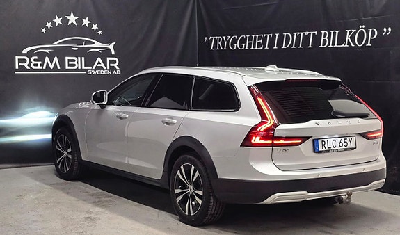 Volvo V90 Cross Country 5 of 30