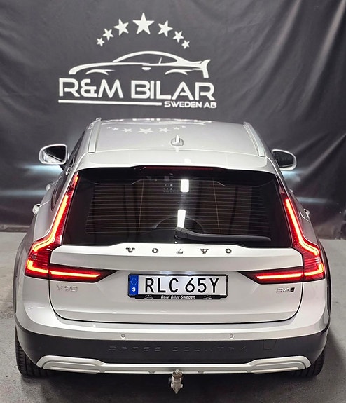 Volvo V90 Cross Country 6 of 30