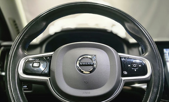Volvo V90 Cross Country 26 of 30