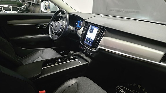 Volvo V90 Cross Country 11 of 30