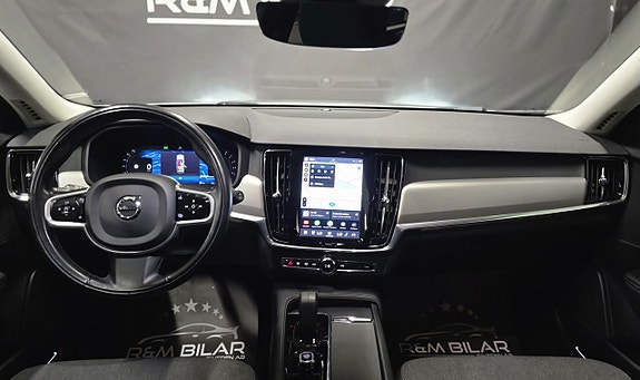 Volvo V90 Cross Country 10 of 30