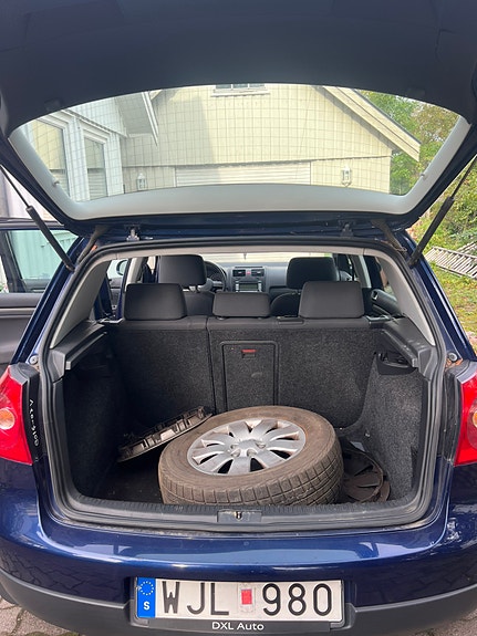 Volkswagen Golf V 7 of 9
