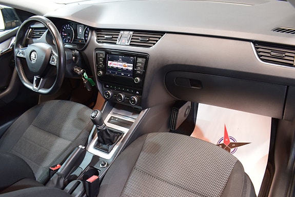 Skoda Octavia 7 of 19