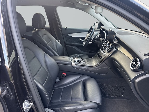 Mercedes-Benz GLC250 d 9 of 19