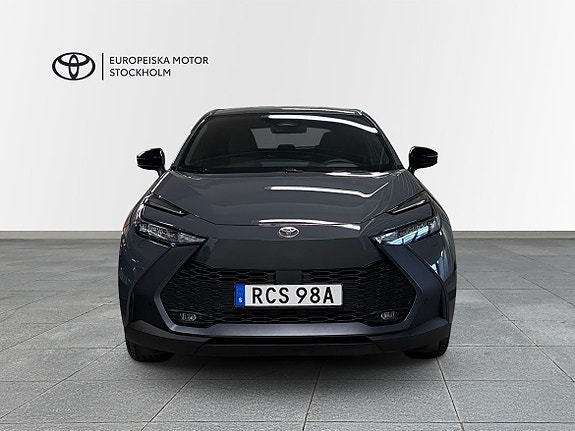 Toyota C-HR 5 of 16