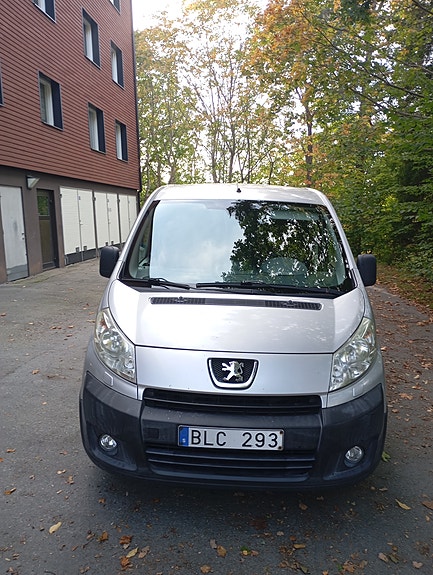 Peugeot Expert 2 of 6