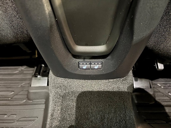 Volvo V40 Cross Country 8 of 12